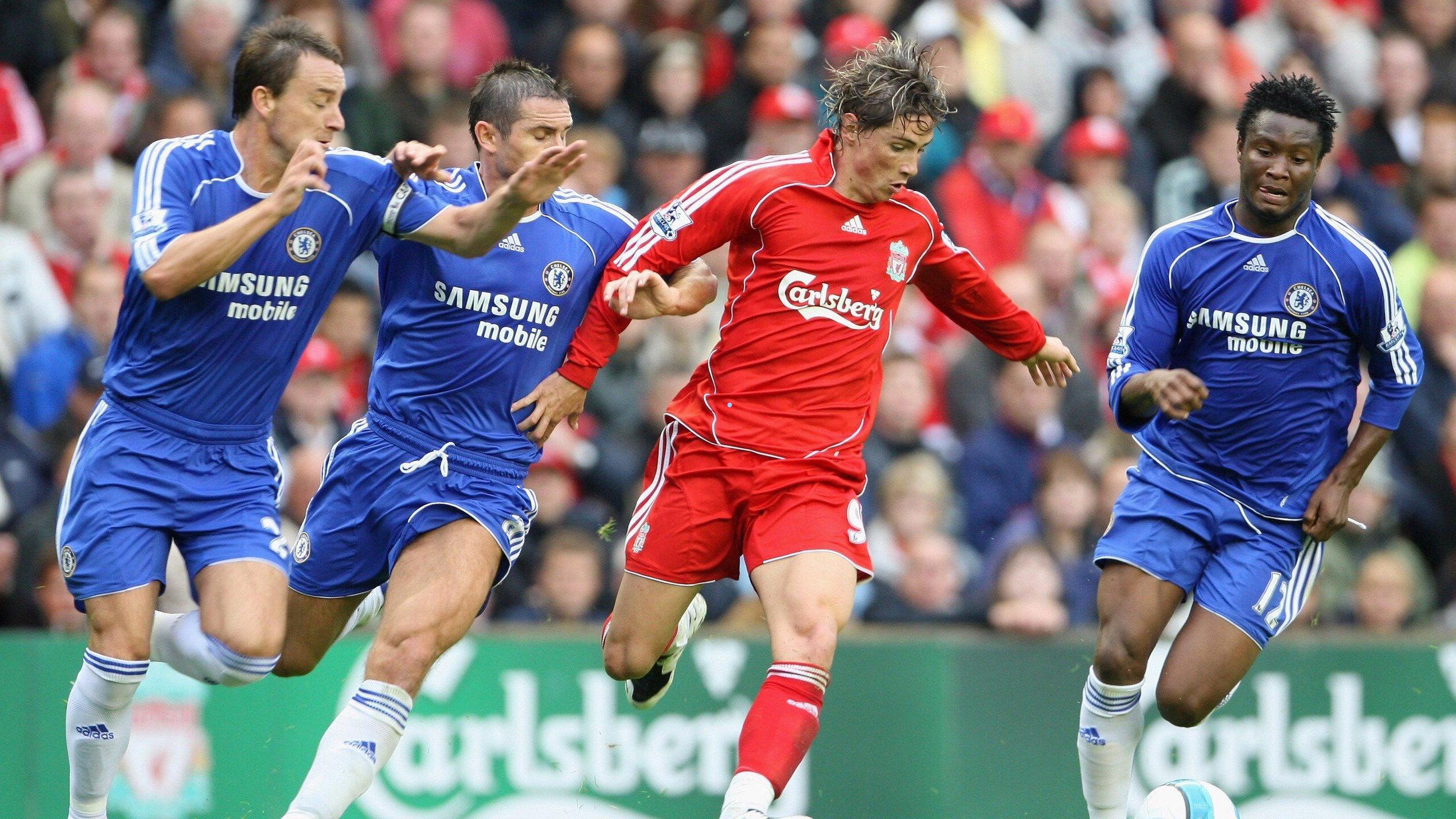 英超双星闪耀，马尔穆什突前破门助球队胜狼队，格伊首秀赋能曼城轻取对手